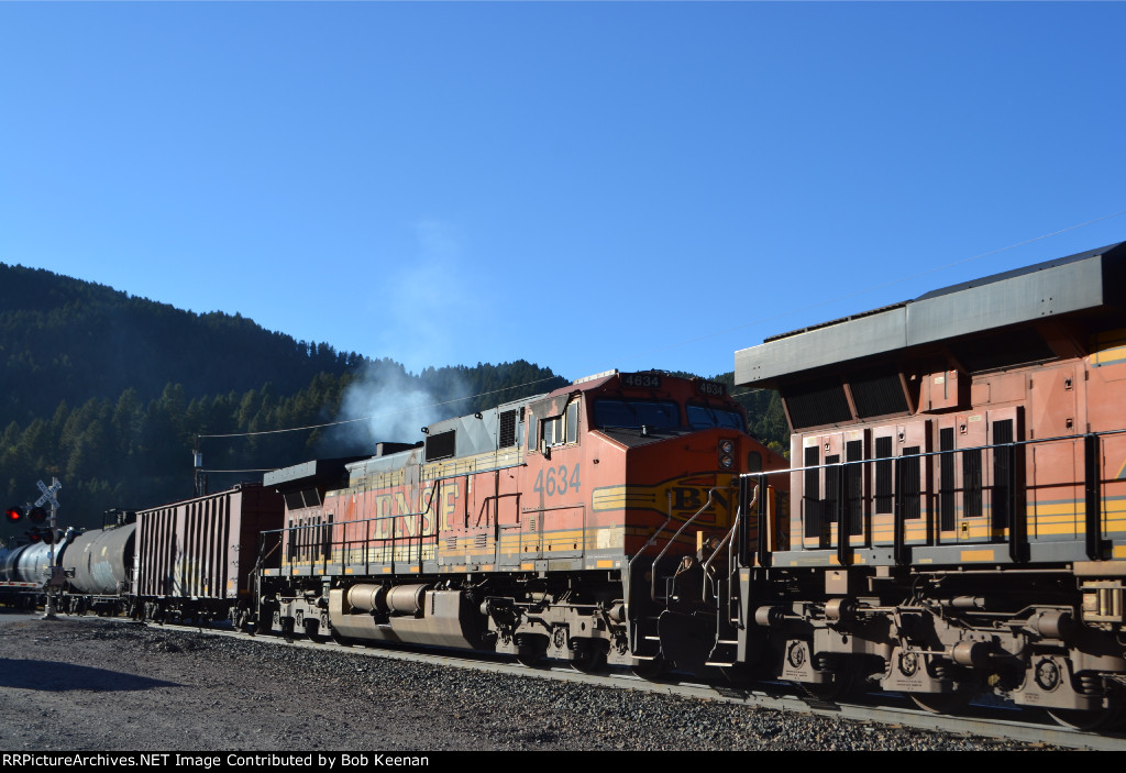 BNSF 4634